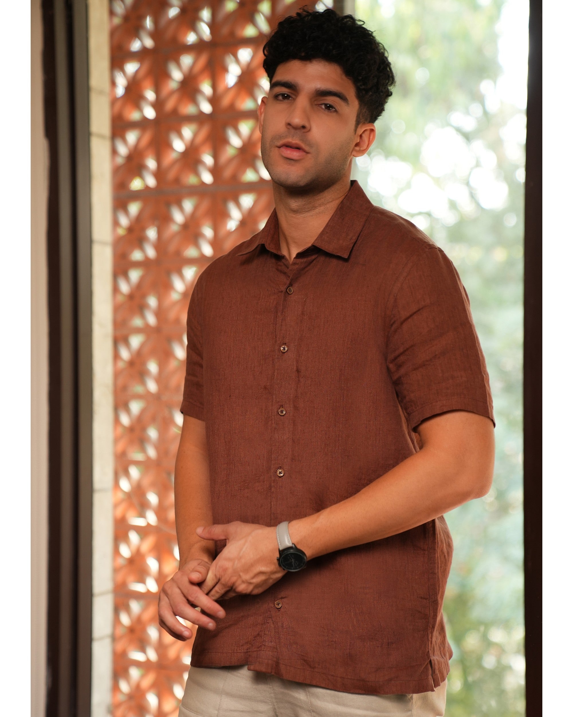 Regular Fit Solid linen shirt